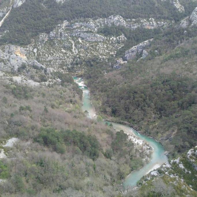 Proche D'Uzes La Terrasse Du Soleil Levant Collias Exteriér fotografie