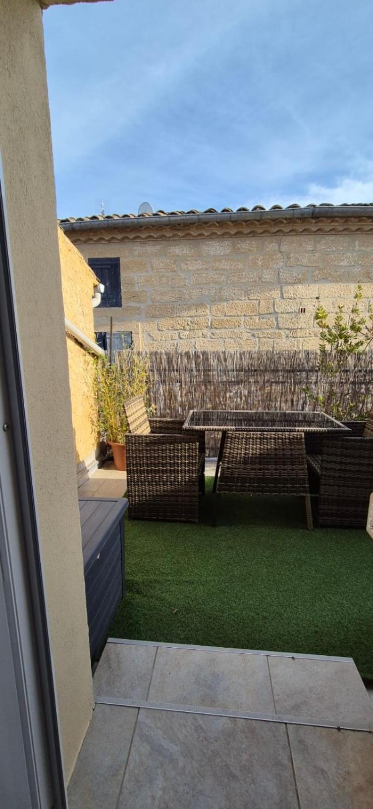 Proche D'Uzes La Terrasse Du Soleil Levant Collias Exteriér fotografie